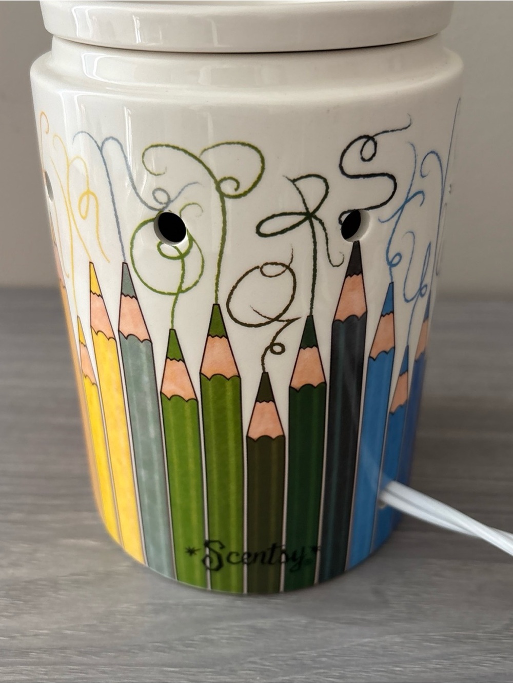 Scentsy White Ceramic Warmer with Yellow, Green, Blue Pencil Motif